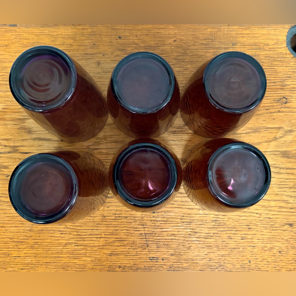 VTG Studio Bormioli Rocco Hammered Amethyst Glasses Set of 6 (4 short, 2 tall) - Picture 7 of 7